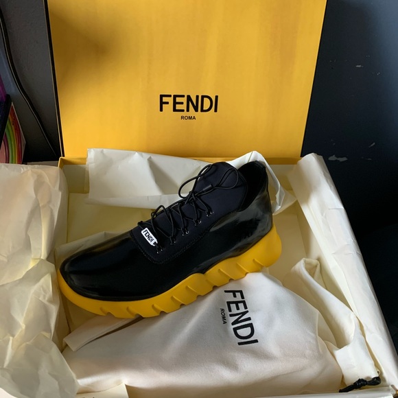 Shoes - Picture 5 of 5